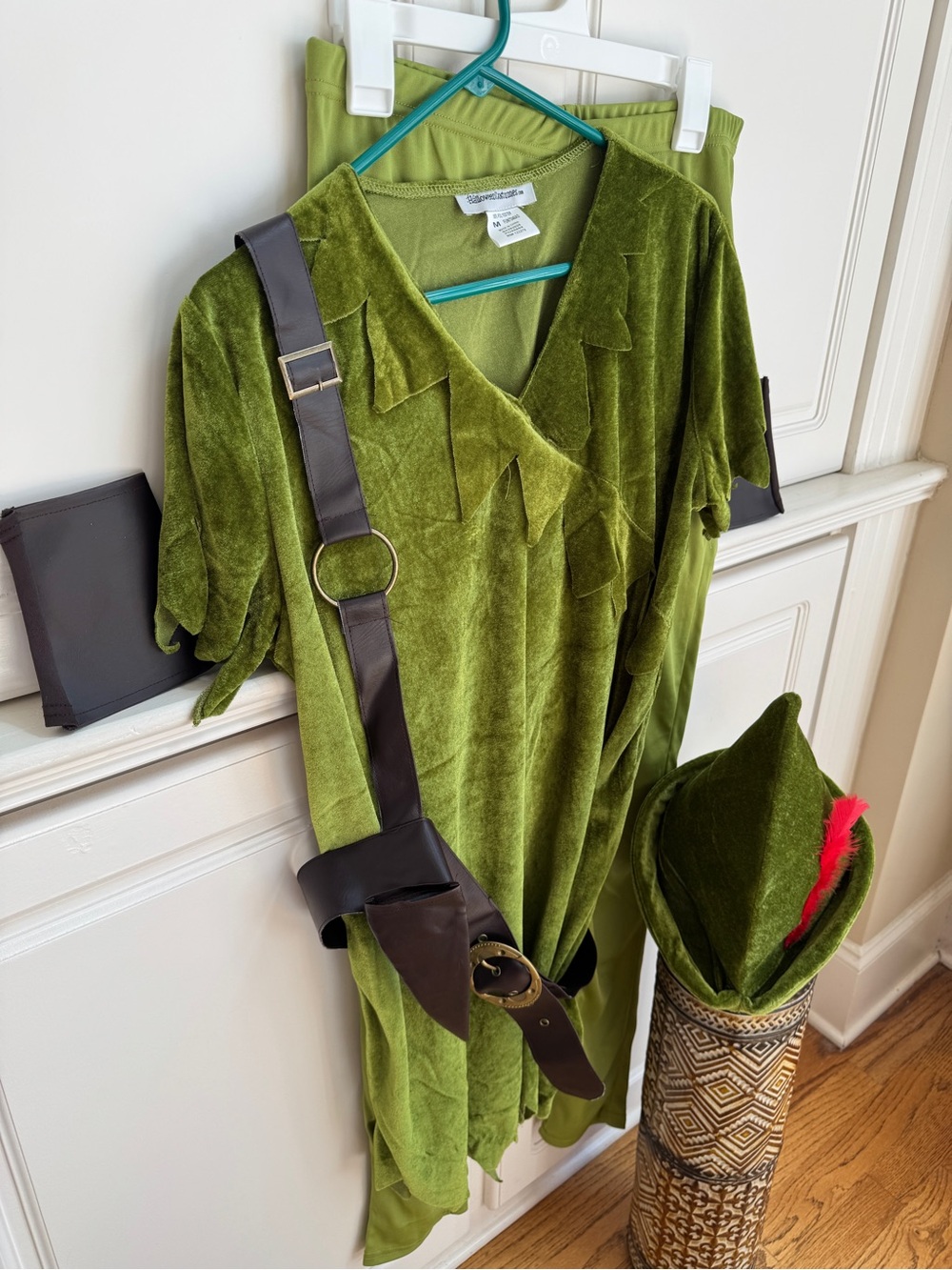Adult Classic Peter Pan Costume Halloween ~ Men’s Medium